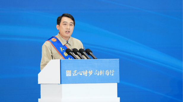 焊枪“顶流”登台展示天津力量