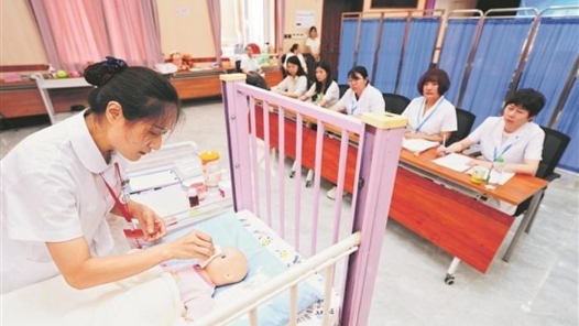 以赛促学砺本领